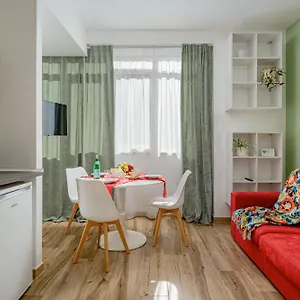 Dimore In Residenze Asproni 24 Apartahotel